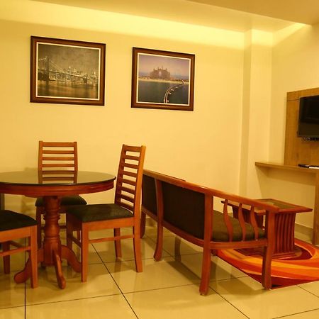 Hotel Saas Residency Kozhikode Esterno foto