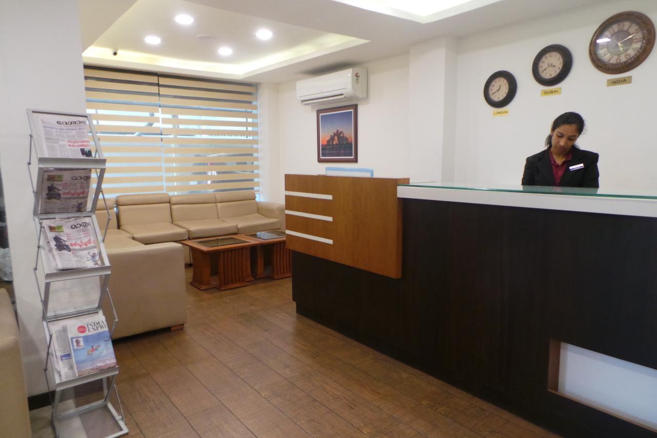 Hotel Saas Residency Kozhikode Esterno foto