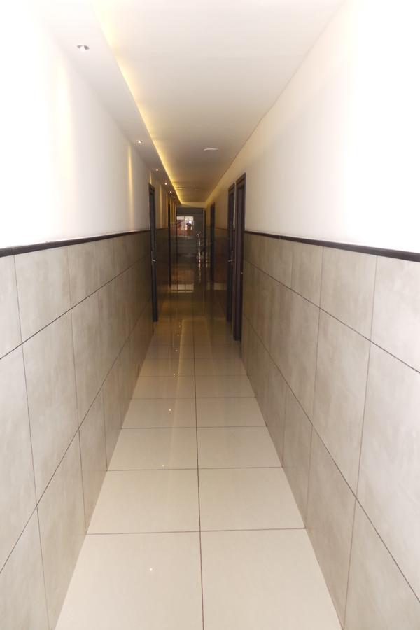 Hotel Saas Residency Kozhikode Esterno foto