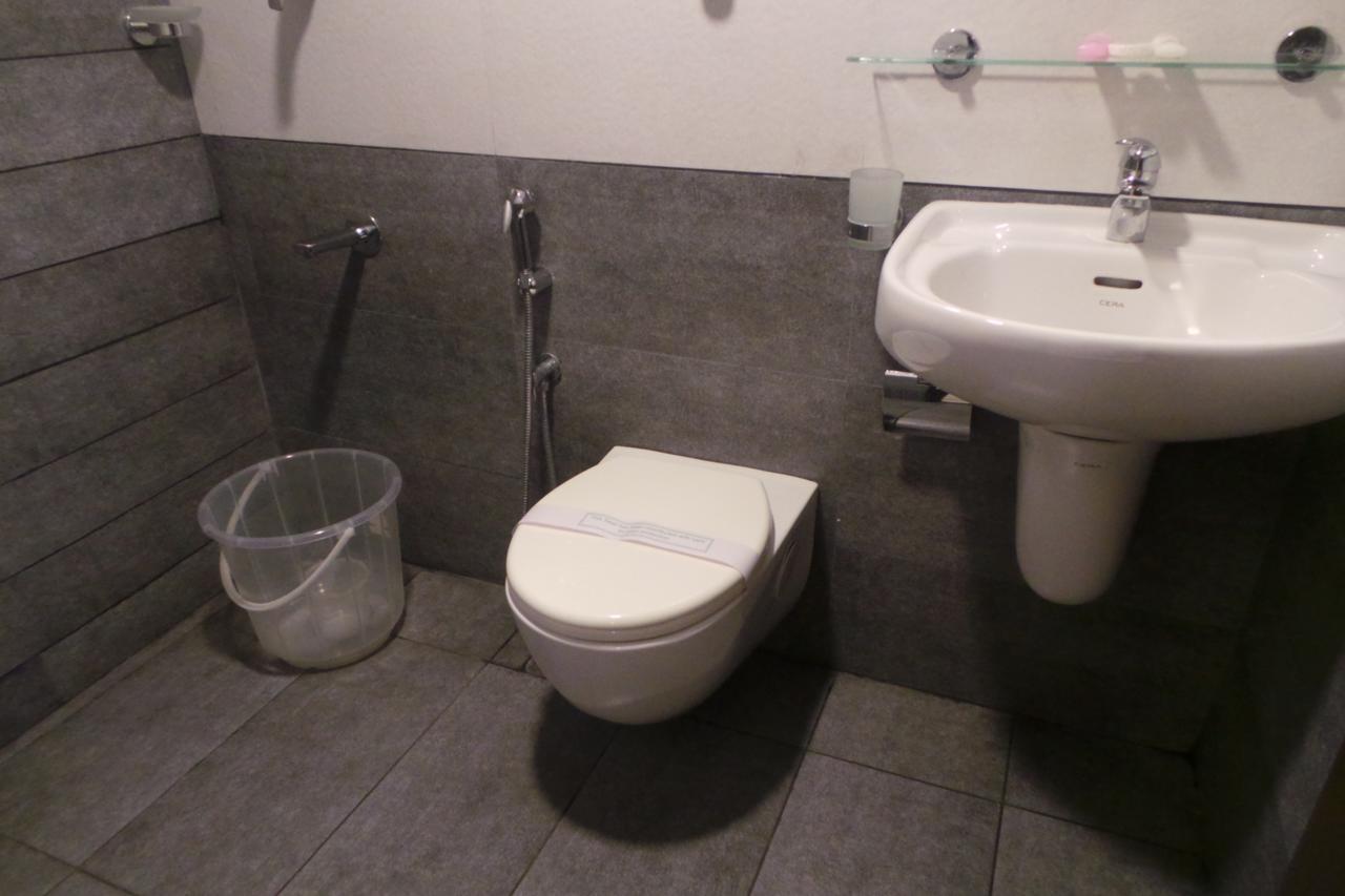 Hotel Saas Residency Kozhikode Esterno foto