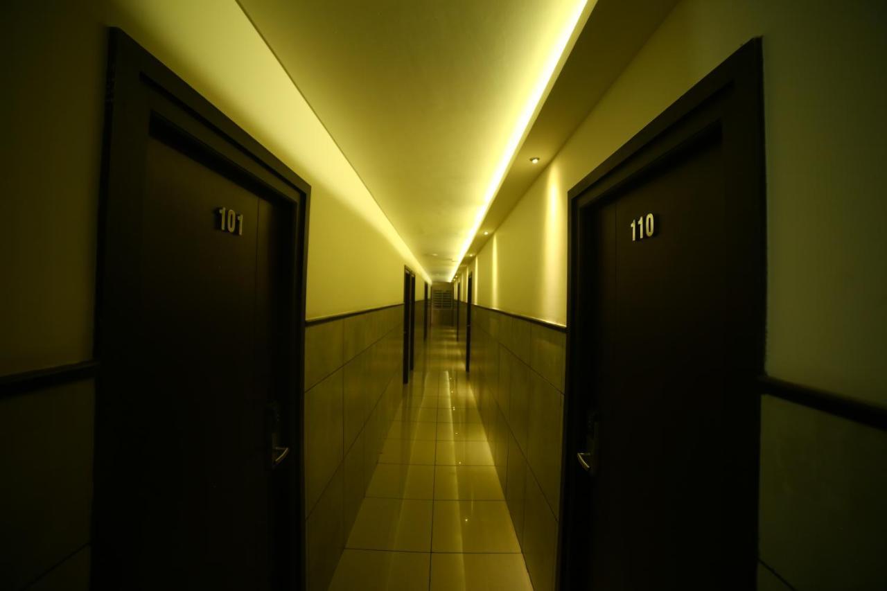 Hotel Saas Residency Kozhikode Esterno foto